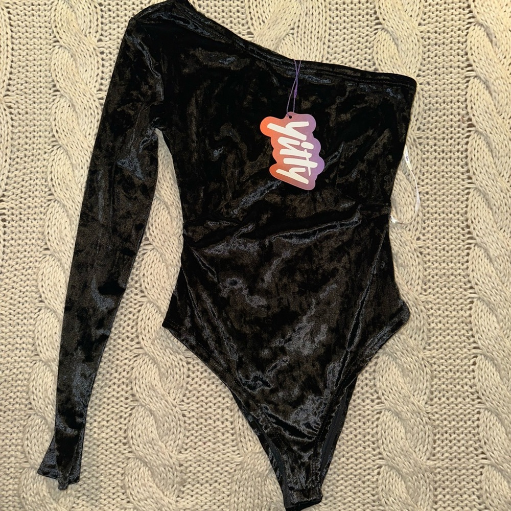 Yitty Black Velvet One-Shoulder Bodysuit New